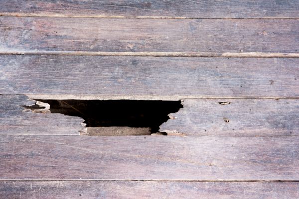 Cracked or Damaged Boards - North Shore Deck Builders