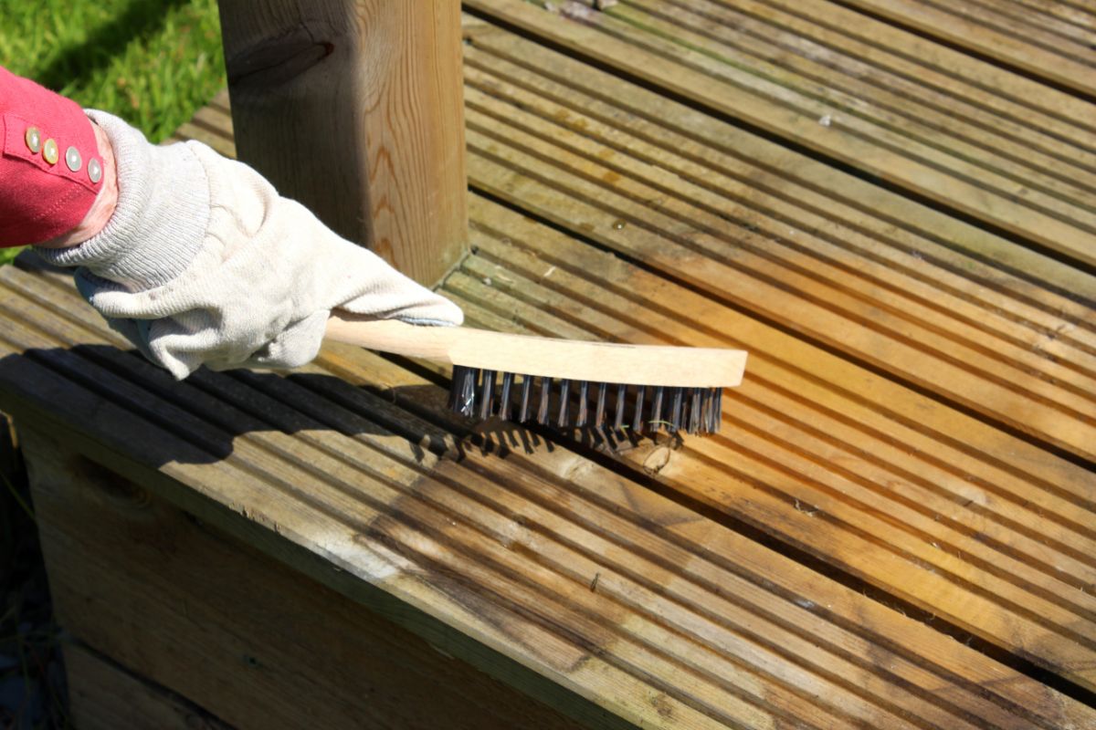 Deck Cleaning Service in Salem MA, North Shore Deck Builders