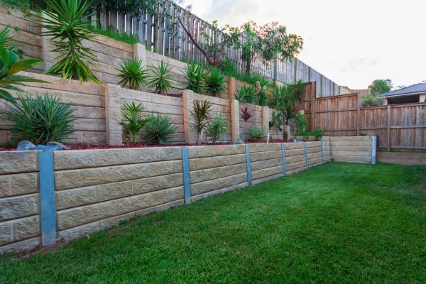 Retaining Walls - North Shore Deck Builders